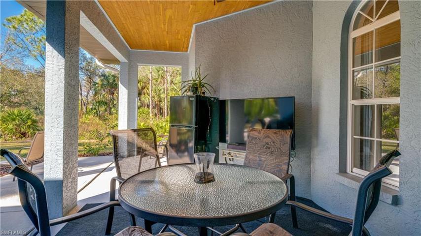 Live the SW Florida lifestyle where you're able to be outside year round.