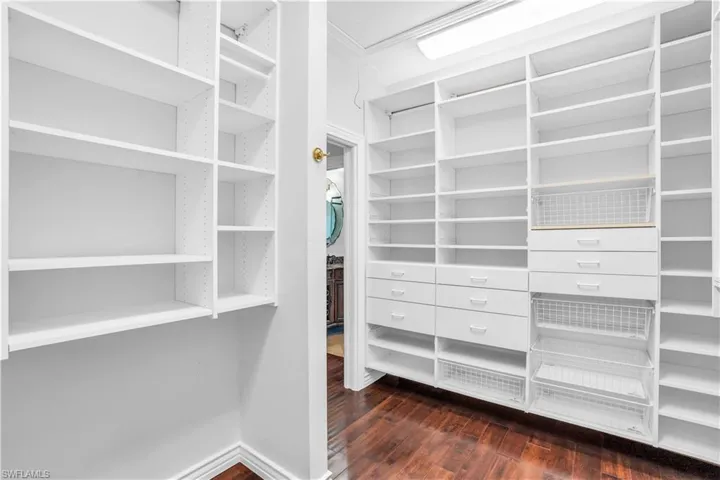 Spacious closet - Master