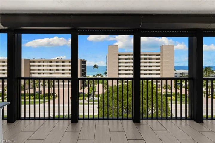 10482 Gulf Shore Dr 251, Naples, Florida 34108