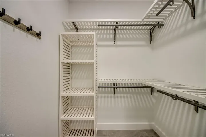 PHOTOS OF:  111 SW 35TH AVE