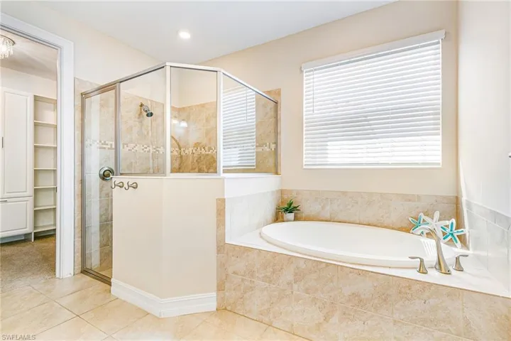 3028 Royal Gardens Ave, Fort Myers, Florida 33916