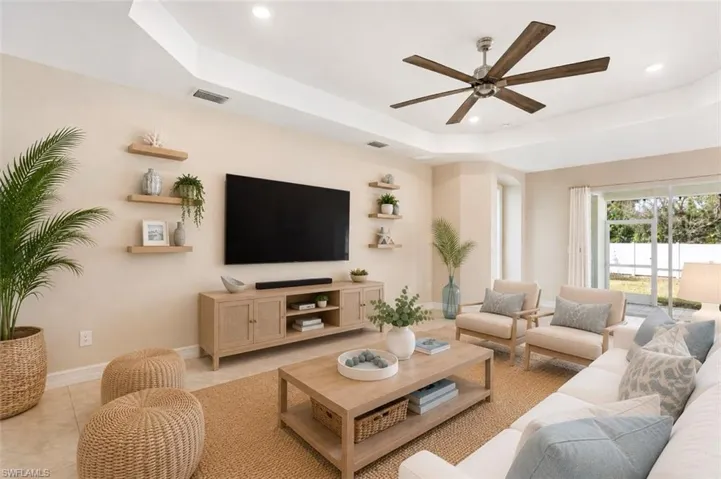 3028 Royal Gardens Ave, Fort Myers, Florida 33916