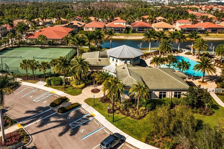 3028 Royal Gardens Ave, Fort Myers, Florida 33916