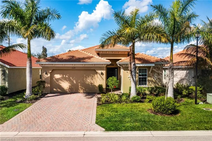 3028 Royal Gardens Ave, Fort Myers, Florida 33916