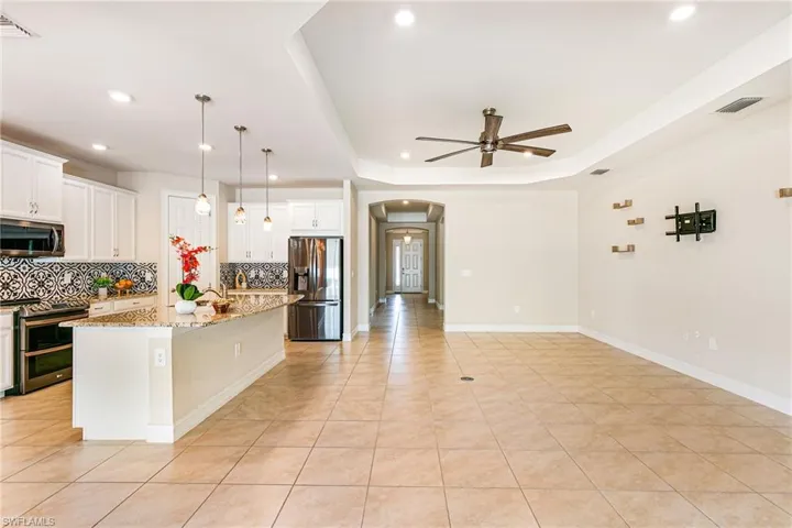 3028 Royal Gardens Ave, Fort Myers, Florida 33916