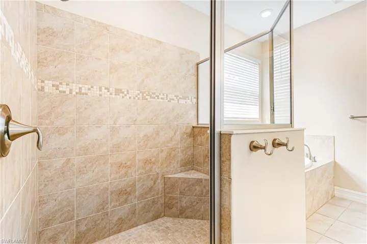 3028 Royal Gardens Ave, Fort Myers, Florida 33916