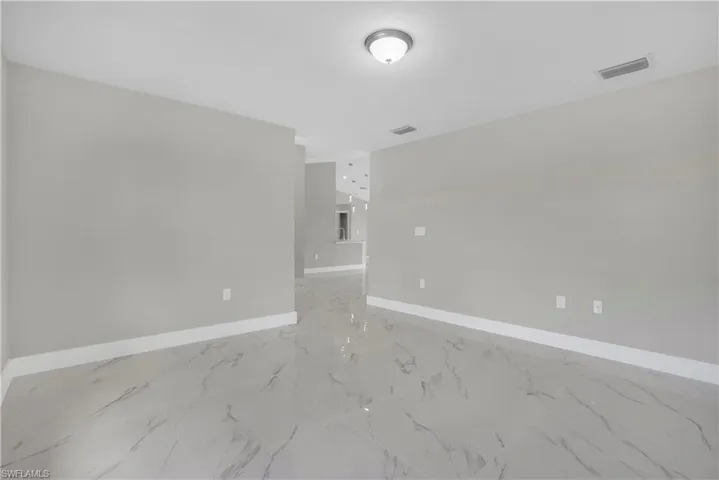 3309  21st SW ST, Lehigh Acres, FL 33976