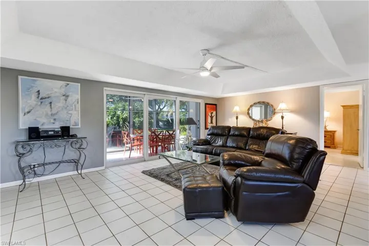 154 Penny Ln # 957, Naples Fl 34112