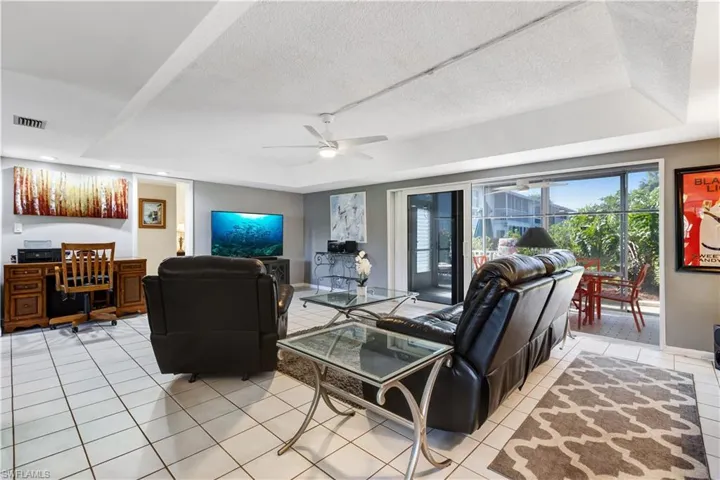 154 Penny Ln # 957, Naples Fl 34112