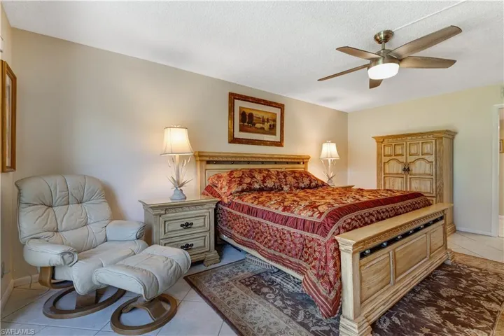 154 Penny Ln # 957, Naples Fl 34112