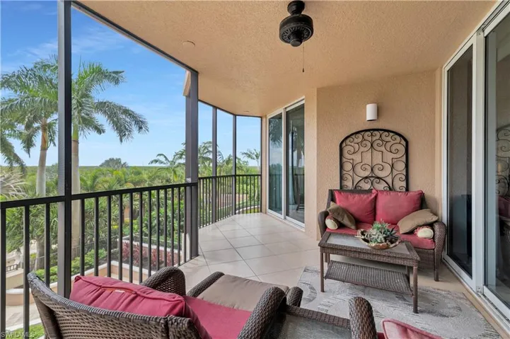 1060  Borghese  LN, Naples, FL 34114