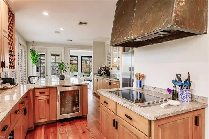 376 Leatherfern Ln, Marco Island, Florida 34145