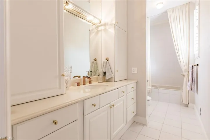 376 Leatherfern Ln, Marco Island, Florida 34145