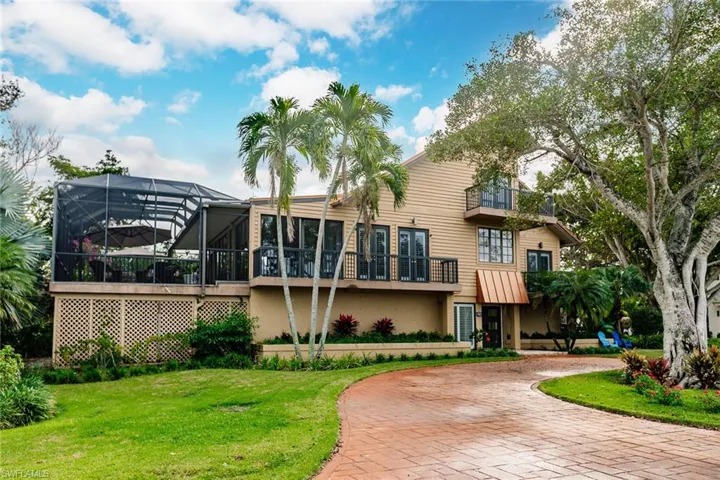 376 Leatherfern Ln, Marco Island, Florida 34145