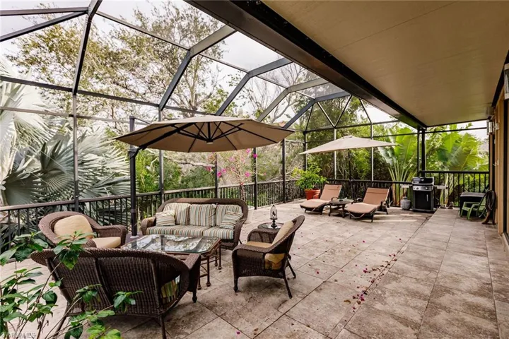 376 Leatherfern Ln, Marco Island, Florida 34145