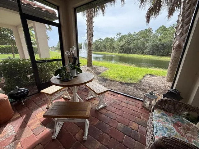 1425 Weeping Willow Ct, Cape Coral, Florida 33909