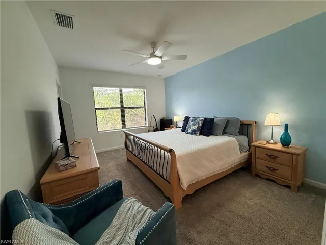 1425 Weeping Willow Ct, Cape Coral, Florida 33909