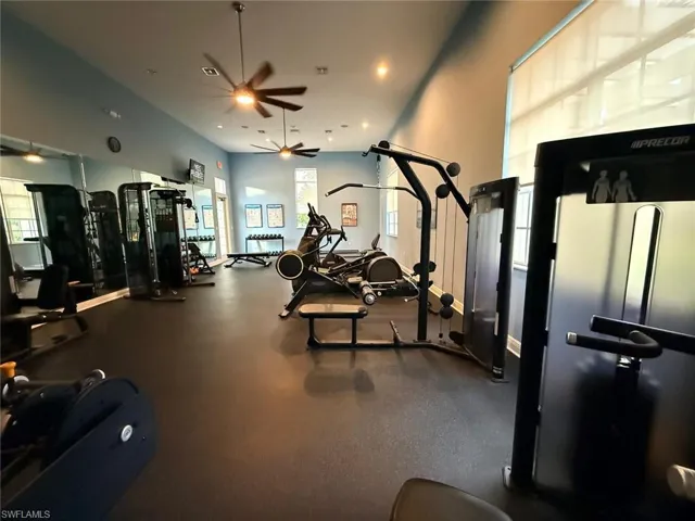 1425 Weeping Willow Ct, Cape Coral, Florida 33909
