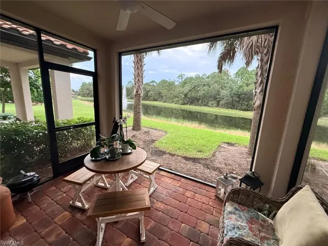 1425 Weeping Willow Ct, Cape Coral, Florida 33909