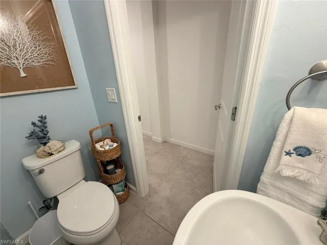 1425 Weeping Willow Ct, Cape Coral, Florida 33909