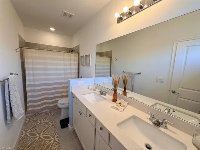 1425 Weeping Willow Ct, Cape Coral, Florida 33909
