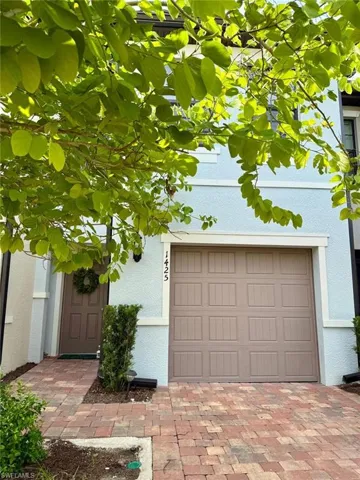 1425 Weeping Willow Ct, Cape Coral, Florida 33909