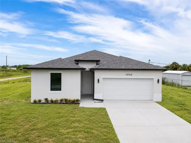 1042 Monday St, Labelle, Florida 33935