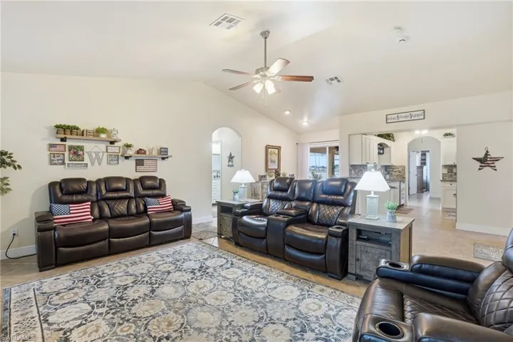 2823 NW Juanita  PL, Cape Coral, FL 33993