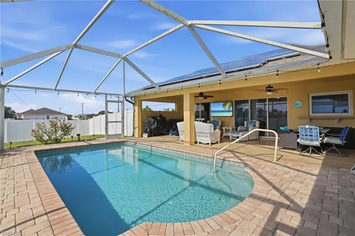 2823 NW Juanita  PL, Cape Coral, FL 33993