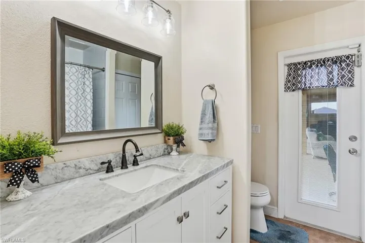 2823 NW Juanita  PL, Cape Coral, FL 33993