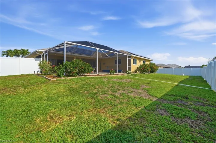 2823 NW Juanita  PL, Cape Coral, FL 33993