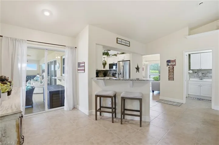 2823 NW Juanita  PL, Cape Coral, FL 33993