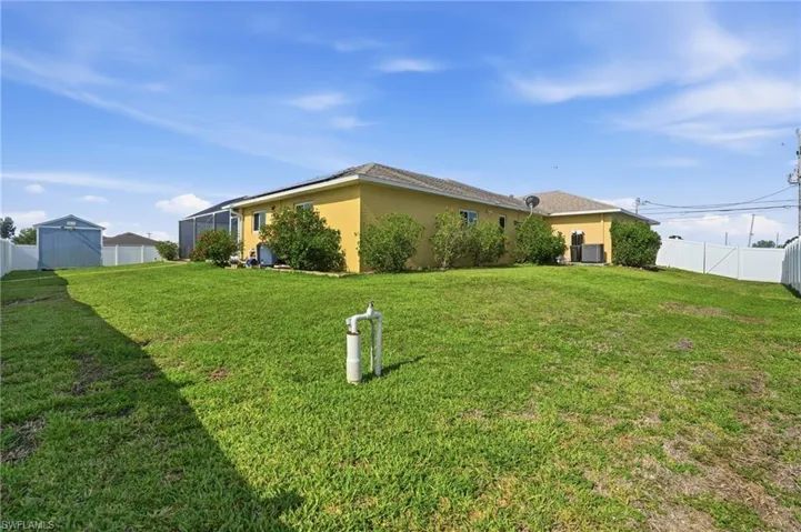 2823 NW Juanita  PL, Cape Coral, FL 33993