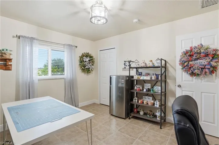 2823 NW Juanita  PL, Cape Coral, FL 33993