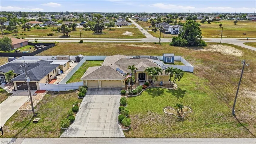 2823 NW Juanita  PL, Cape Coral, FL 33993