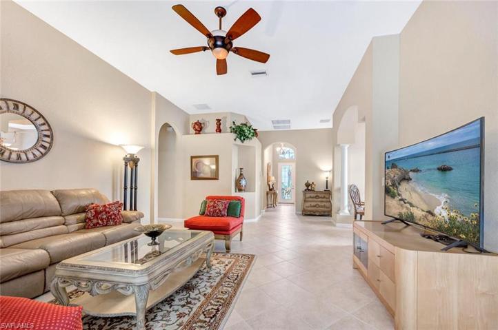 7846  Founders  CIR, Naples, FL 34104