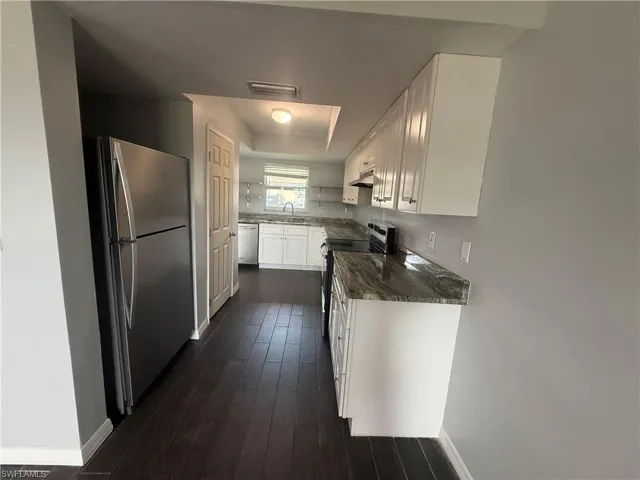 5917 Littlestone Ct 103, North Fort Myers, Florida 33903