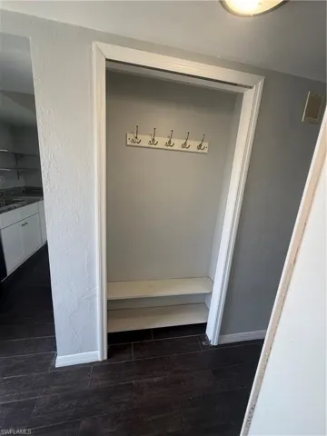Space for shoes and Bags