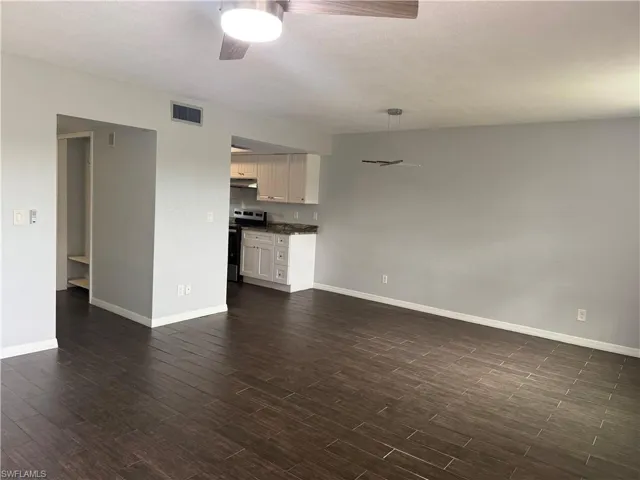 Living room-dining room