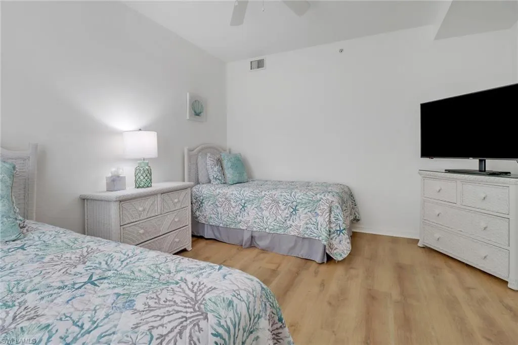 9175 Celeste DR, Naples, FL 34113,224069707