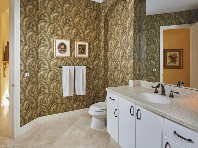 Powder room.