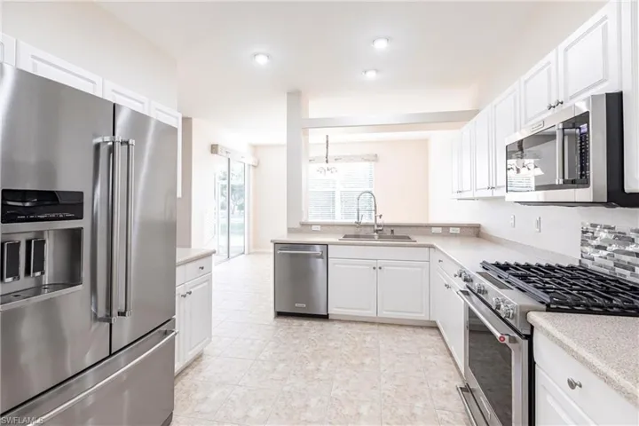 Gas stove