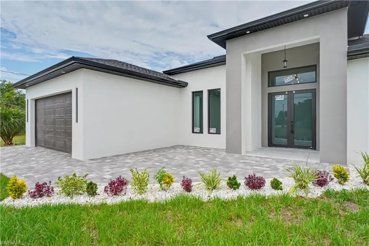 3500 Ne 17th Pl, Cape Coral, Florida 33909