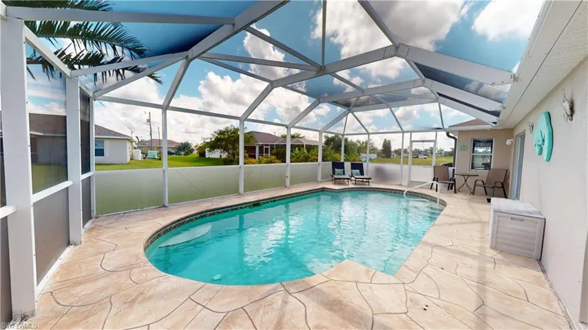 pool and pool cage