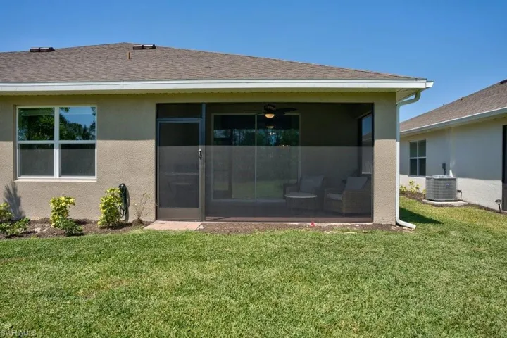 20679  Plumwood  LOOP, North Fort Myers, FL 33917