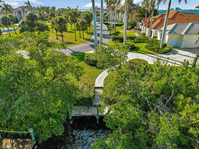 15051  Intracoastal  CT, Fort Myers, FL 33908