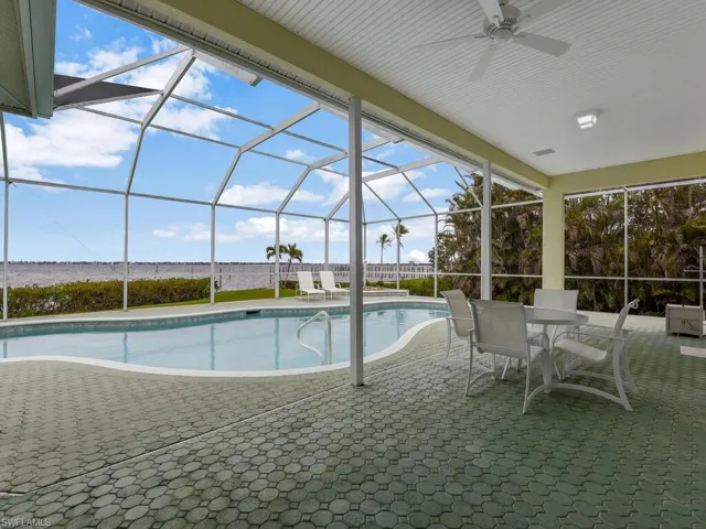 15051  Intracoastal  CT, Fort Myers, FL 33908