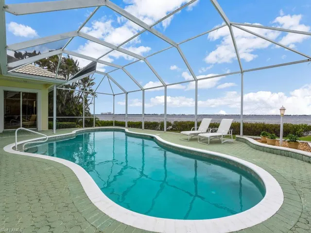 15051  Intracoastal  CT, Fort Myers, FL 33908