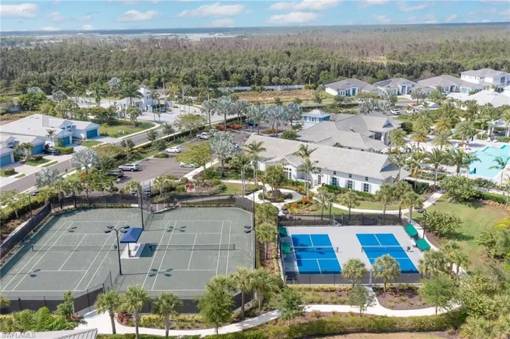 Aerial view of Auzue at Hacienda Lakes Tennis & Pickleball