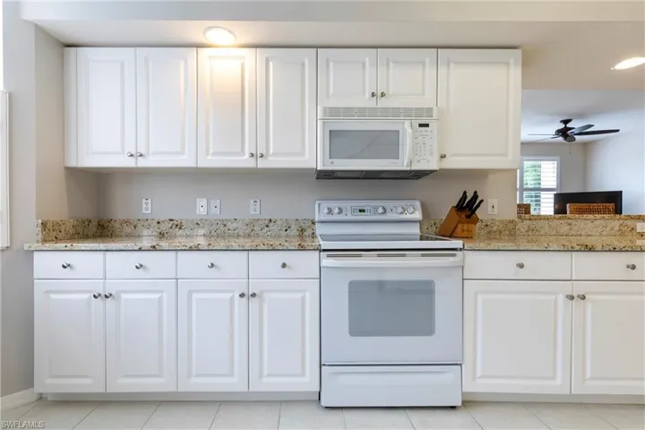 28052  Palmas Grandes  LN, Bonita Springs, FL 34135